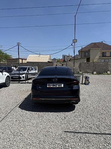 Kia K5: 2017 г., 2 л, Автомат, Газ, Седан at lalafo.kg Kia K5: 2017 г., 2 л, Автомат, Газ, Седан