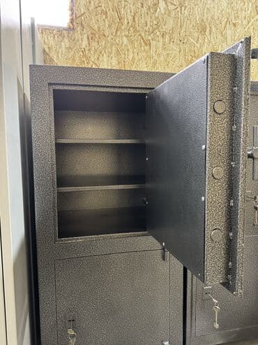 укладка пескоблок: Железный сейф Размер 1300х600х500 Толщина листа 2 мм Полимерная — 2