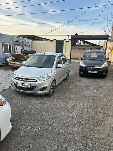 hyundai i 20: Hyundai i10: 2012 г., 1 л, Ручные, Бензин, Хэтчбэк — 2