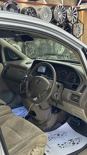 Продажа авто: Honda Orthia: 2001 г., 2.3 л, Автомат, Бензин, Универсал — 7