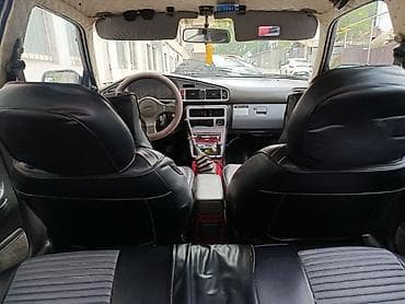 mazda 2: Mazda 626: 1991 г., 2 л, Механика, Бензин, Лифтбек — 7