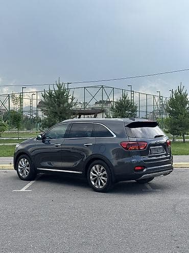 rexton 2020: Kia Sorento: 2018 г., 2 л, Автомат, Бензин, Кроссовер — 4