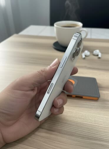 айпад мини 2: IPhone 16 Pro, Новый, 256 ГБ, Белый, 100 % — 1