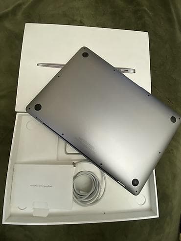 ipad air m2: Apple MacBook Air 13", цвет Space Gray, в комплекте с оригинальной — 2