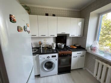 квартира в районе ошского рынка: 2 бөлмө, 42 кв. м, Хрущевка, 4 кабат, Евроремонт — 5