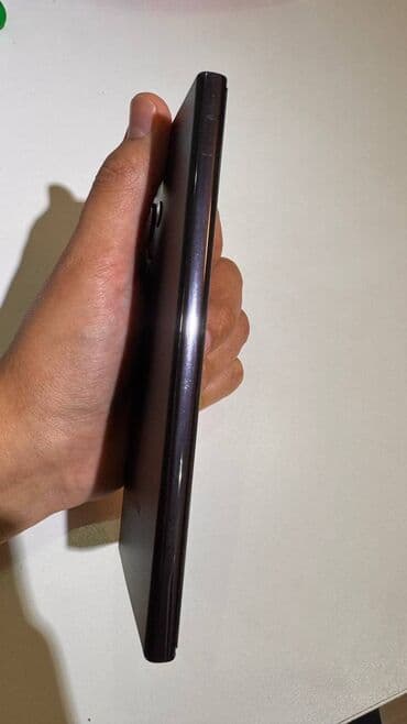 селфи камера: Samsung Galaxy S23 Ultra, Б/у, 256 ГБ, цвет - Черный, eSIM — 3