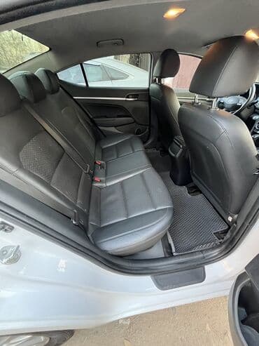 бамперный катафот передний хонда срв 1: Hyundai Avante: 2019 г., 1.6 л, Автомат, Газ, Седан — 2