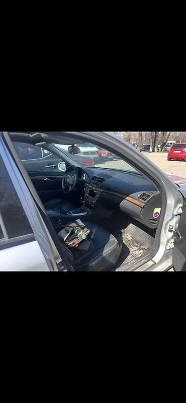 Mercedes-Benz E-Class: 2005 г., 3.5 л, Автомат, Бензин, Седан — 7