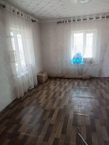 дома кара балте: Кара балта ш. Петропавловка айылынан 2этаж там 6ком. кирип эле жашай — 1