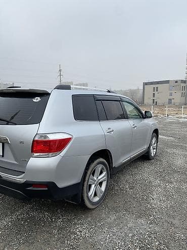 prius prim: Toyota Highlander: 2011 г., 3.5 л, Типтроник, Бензин, Кроссовер — 4