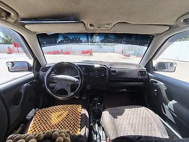 мото honda: Volkswagen Vento: 1993 г., 1.8 л, Механика, Бензин, Седан — 9