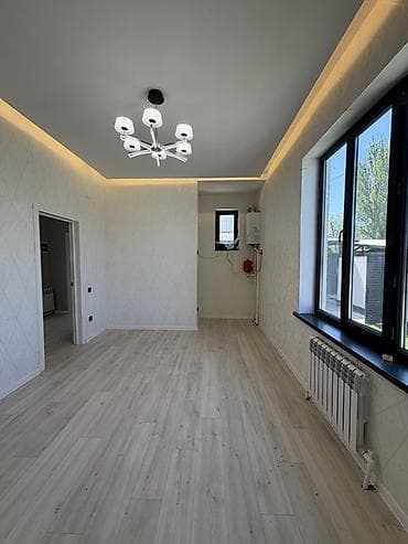 продаю дом с новопавловка: 📍В Ново-Павловке (Бишкек) продается дом на участке, 3,5 соток, 110 — 10