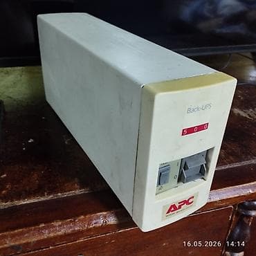 злые валы: ИБП APC Back-UPS 500
стоят новые аккумуляторы. Рабочее состояние — 2
