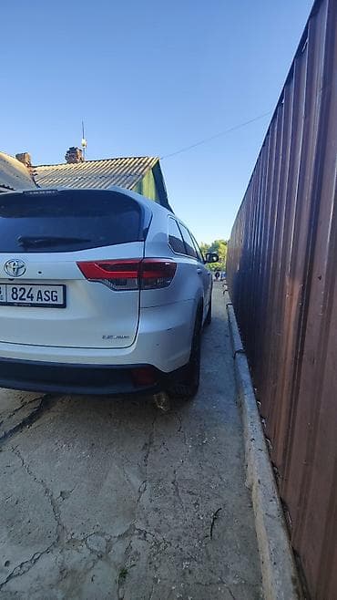 Toyota Highlander: 2018 г., 3.5 л, Автомат, Бензин, Кроссовер — 9