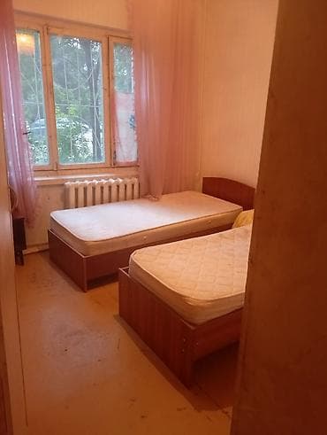 Комнаты: 13 м², С мебелью — 1