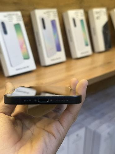 samsung note 10: IPhone 16, Б/у, 256 ГБ, Черный, Зарядное устройство, Защитное стекло, Чехол, В рассрочку, 87 % — 4