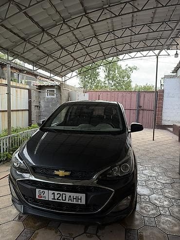 mini cuper: Chevrolet Spark: 2017 г., 1 л, Автомат, Бензин, Хэтчбэк — 2
