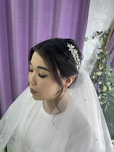 Свадебные платья: Продаю свадебные платья по 2000 тыс сом Все аксессуары в подарок букет — 5