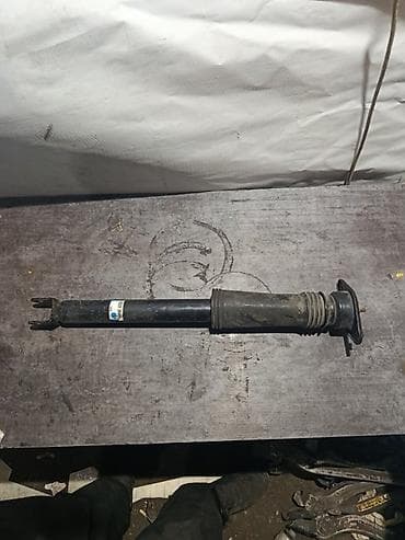 technical support engineer: Задний амортизатор Kia 2015 г., Оригинал — 1