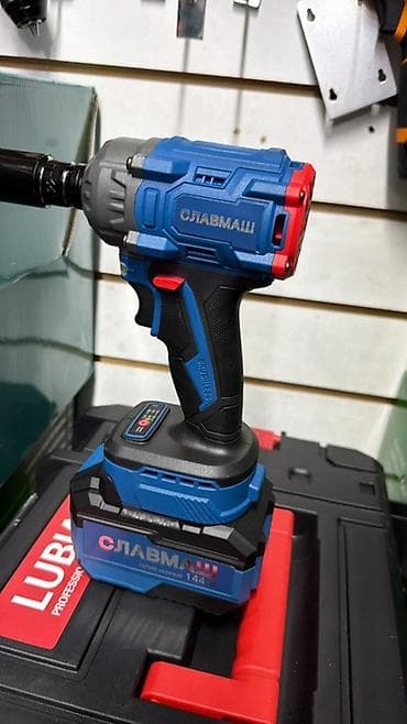 Аккумуляторный ударный гайковерт СЛАВМАШ - Бесщеточный двигатель