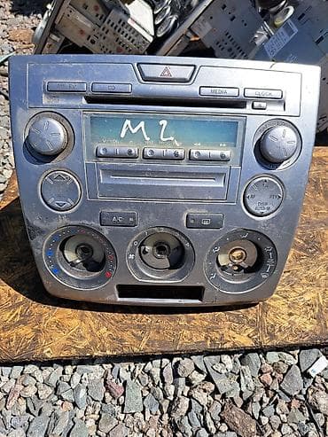 Оригинальная контрактная б у из Европы штатная панель с магнитолой на