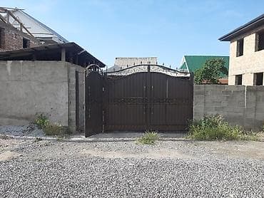 бишкек старый дом: Продаётся частный дом с двором и воротами 🏡 СРОЧНО Срочно Срочно — 1