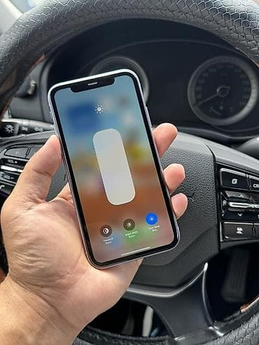 true: IPhone 11, Б/у, 128 ГБ, Защитное стекло, Чехол, 75 % — 2