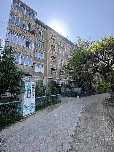 1 комната, 36 м², 105 серия, 1 этаж, Старый ремонт