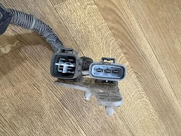 авто крепеж: Фаркоп Для легковых авто Lexus — 4