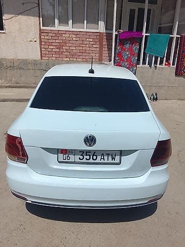 Volkswagen Polo: 2017 г., 1.6 л, Механика, Бензин, Бус — 4