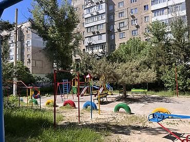 продаю квартиру 106 серия: 2 комнаты, 52 м², 106 серия, 2 этаж — 8