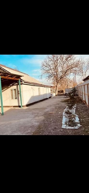 первомайский район: 60 м², 4 комнаты, Забор, огорожен — 1