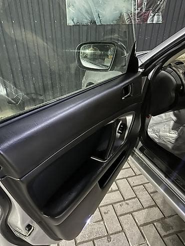 suba: Subaru Legacy: 2004 г., 2 л, Автомат, Бензин, Седан — 10