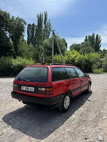 Транспорт: Volkswagen Passat Variant: 1991 г., 1.8 л, Механика, Бензин, Универсал — 4