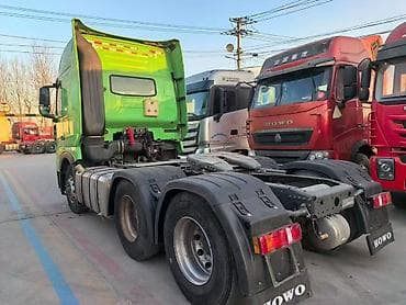 hyundai xcient: Тягач, Howo, Без прицепа — 4