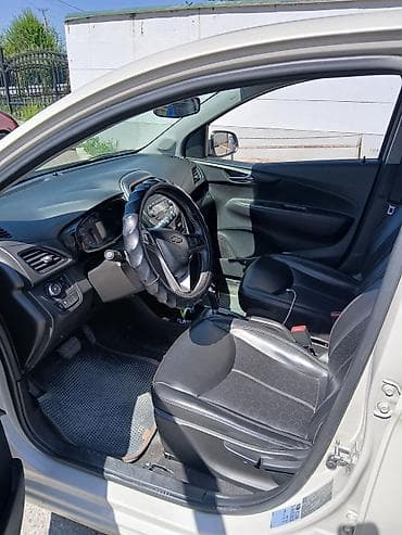 zimmer e9 pro: Chevrolet Spark: 2017 г., Бензин, Хэтчбэк — 6