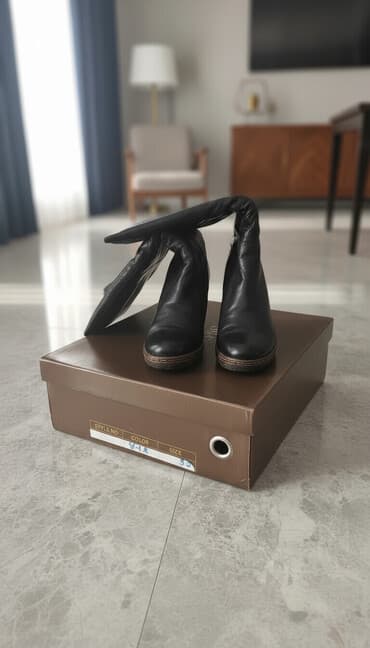 сапоги из натурального меха и кожи: Женские кожаные сапоги (Россия). Размер 37. -Материал: натуральная — 1