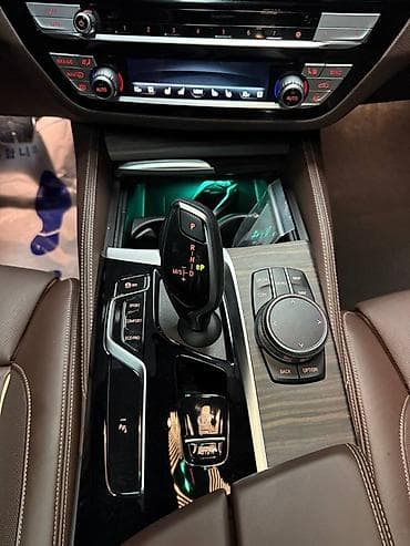 бмв 335: BMW 530: 2020 г., Бензин, Седан — 9