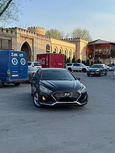 простой: Hyundai Sonata: 2018 г., Седан — 2