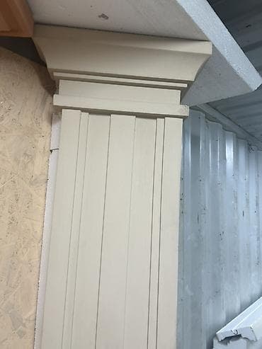 римский калонна: Декоративная колонна с капителью и каннелюрами - Материал — 1