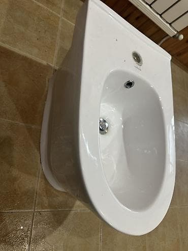 inversion stol: Продаю биде из сантехнического фарфора - Тип: напольное, под — 2