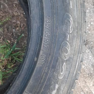 Шины и диски: Пара зимних шин 235/55 R17 99T - Размер: 235/55 R17 - Индекс — 4