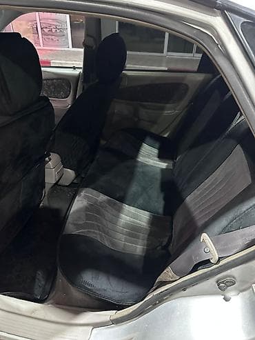 lexus 2015: Toyota Corolla: 1998 г., 1.3 л, Механика, Бензин, Хэтчбэк — 9