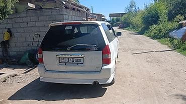 Mitsubishi Chariot: 1999 г., 2.4 л, Автомат — 2
