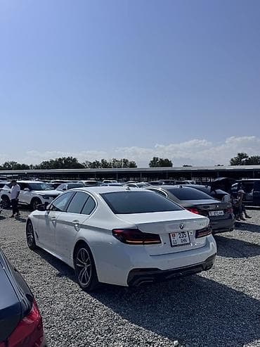 geely e5: BMW 520: 2020 г., 2 л, Автомат, Бензин, Седан — 2