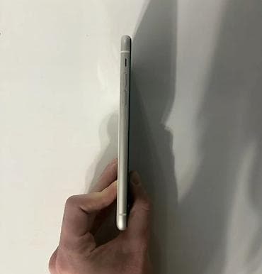 IPhone 11, Б/у, 128 ГБ, Зарядное устройство, Чехол, Кабель, 78 % — 6