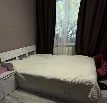 Продам б/у кровать Размер 165*205 Внизу 2 ящика (выдвигаются с at lalafo.kg Продам б/у кровать Размер 165*205 Внизу 2 ящика (выдвигаются с