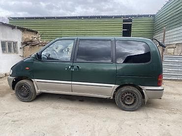 задаю: Nissan Serena: 2000 г., 1.6 л, Ручные, Газ, Минивэн — 2