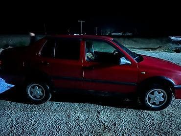 трактор мтз 80 1: Volkswagen Vento: 1993 г., 1.8 л, Механика, Бензин, Седан — 3