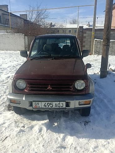 Mitsubishi Pajero Junior: 1995 г., 1.1 л, Ручные, Бензин, Внедорожник